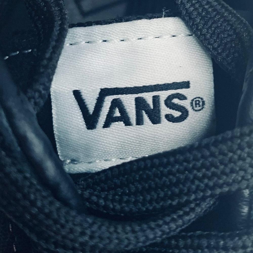 SOLD Vans Sk8-Low Old School Classic Shoes - Picture 3 of 10